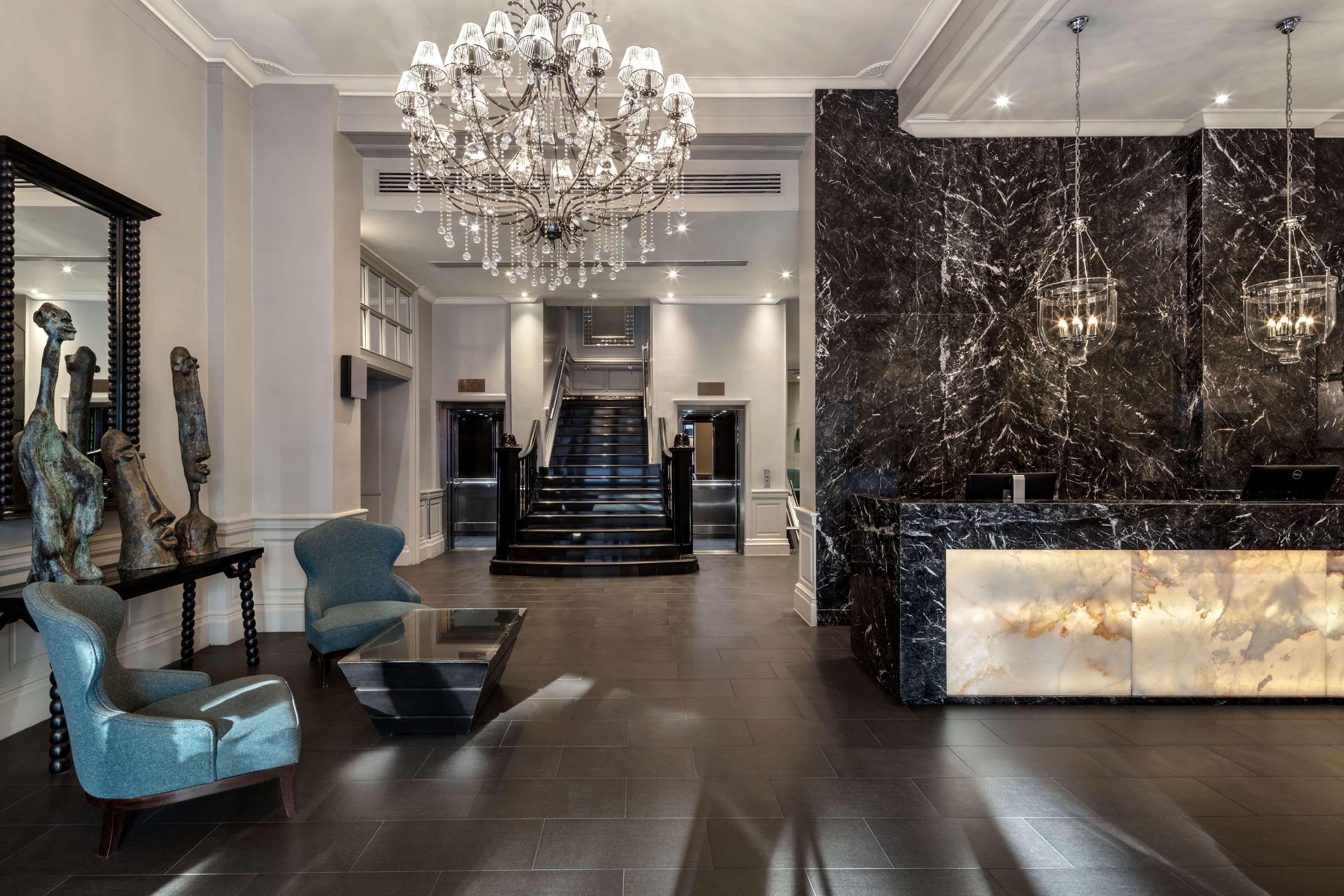 Radisson Blu Hotel, Euston Square - Formerly Grafton Hotel Londra